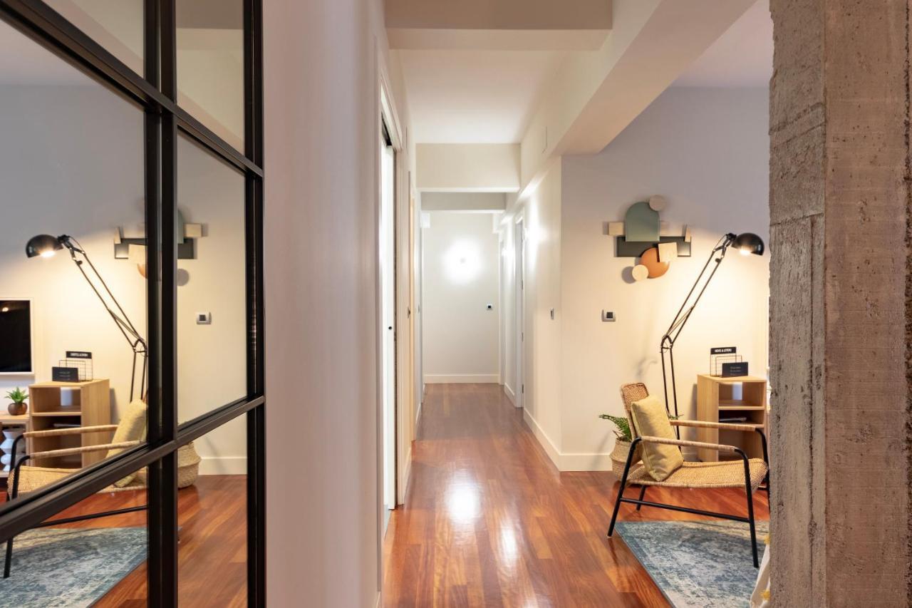 Gran Apartamento Con Estilo En El Centro De Билбао Екстериор снимка