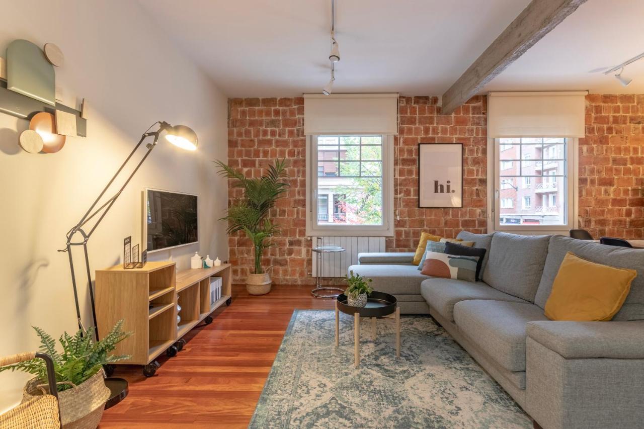 Gran Apartamento Con Estilo En El Centro De Билбао Екстериор снимка